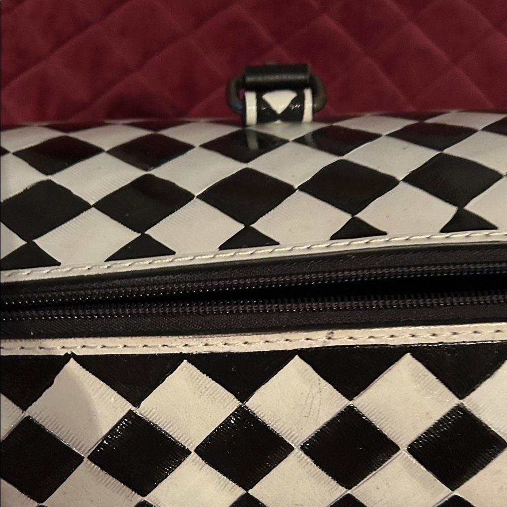 Western B&W Checkered Satchel - Picture 10 of 11